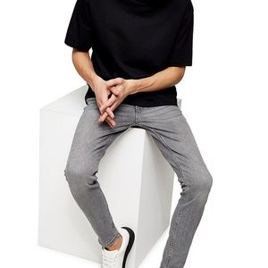 NWT TOPMAN SPRAY ON GREY SKINNY Jeans- 28